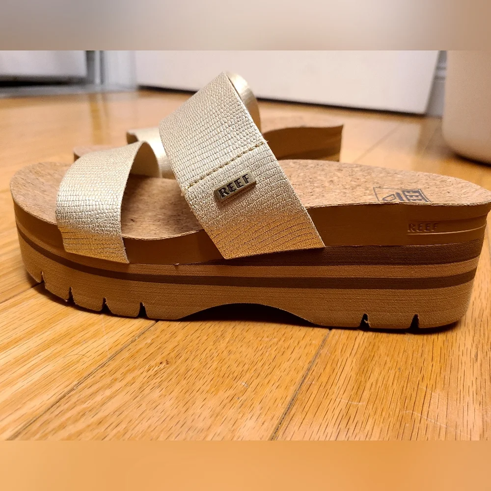 REEF Cushion Vista Higher Platform Slide Sandal Size 8 EUC - Picture 2 of 6